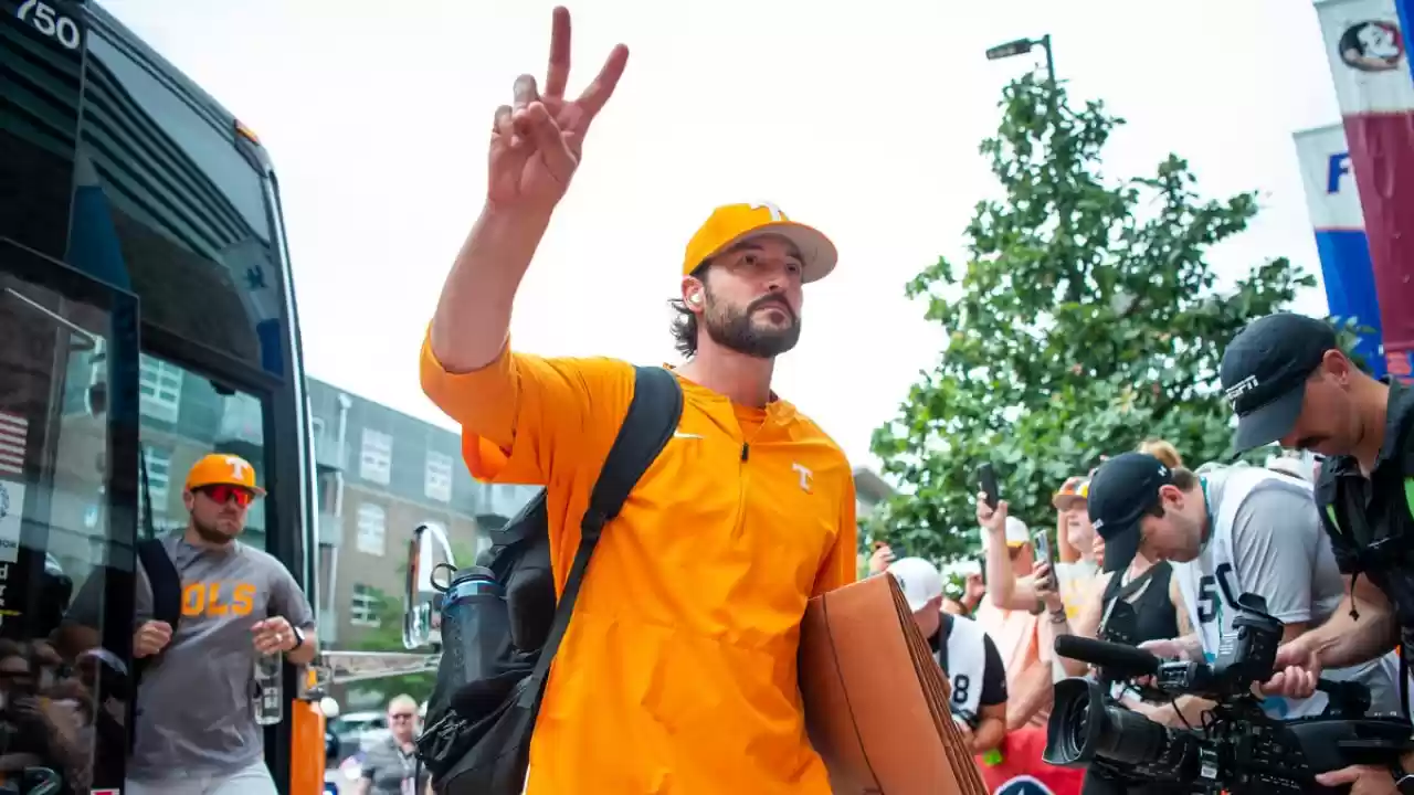 Tennessee Baseball Faces Uphill Battle in College World Series Finals Against Texas A&M